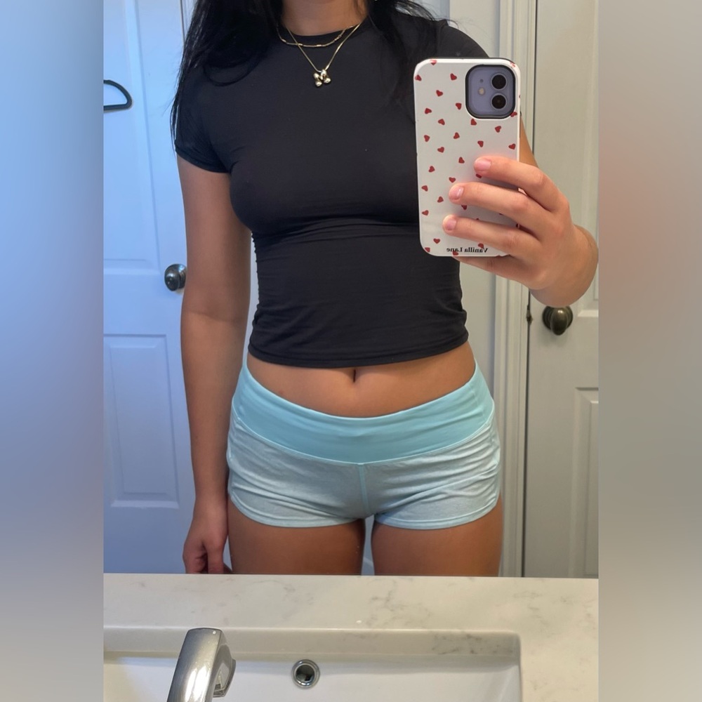 Lulemon Speed Up shorts